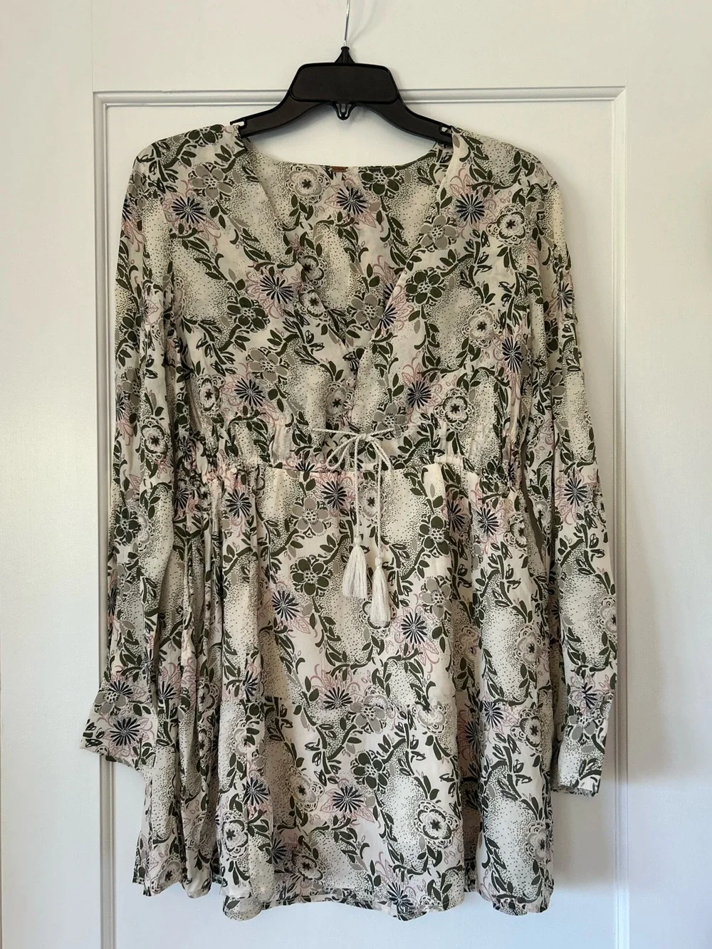 FREE PEOPLE Stealing Fire Mini Dress In Ivory Green Combo floral boho Sz S